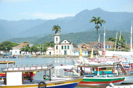 paraty barcos view